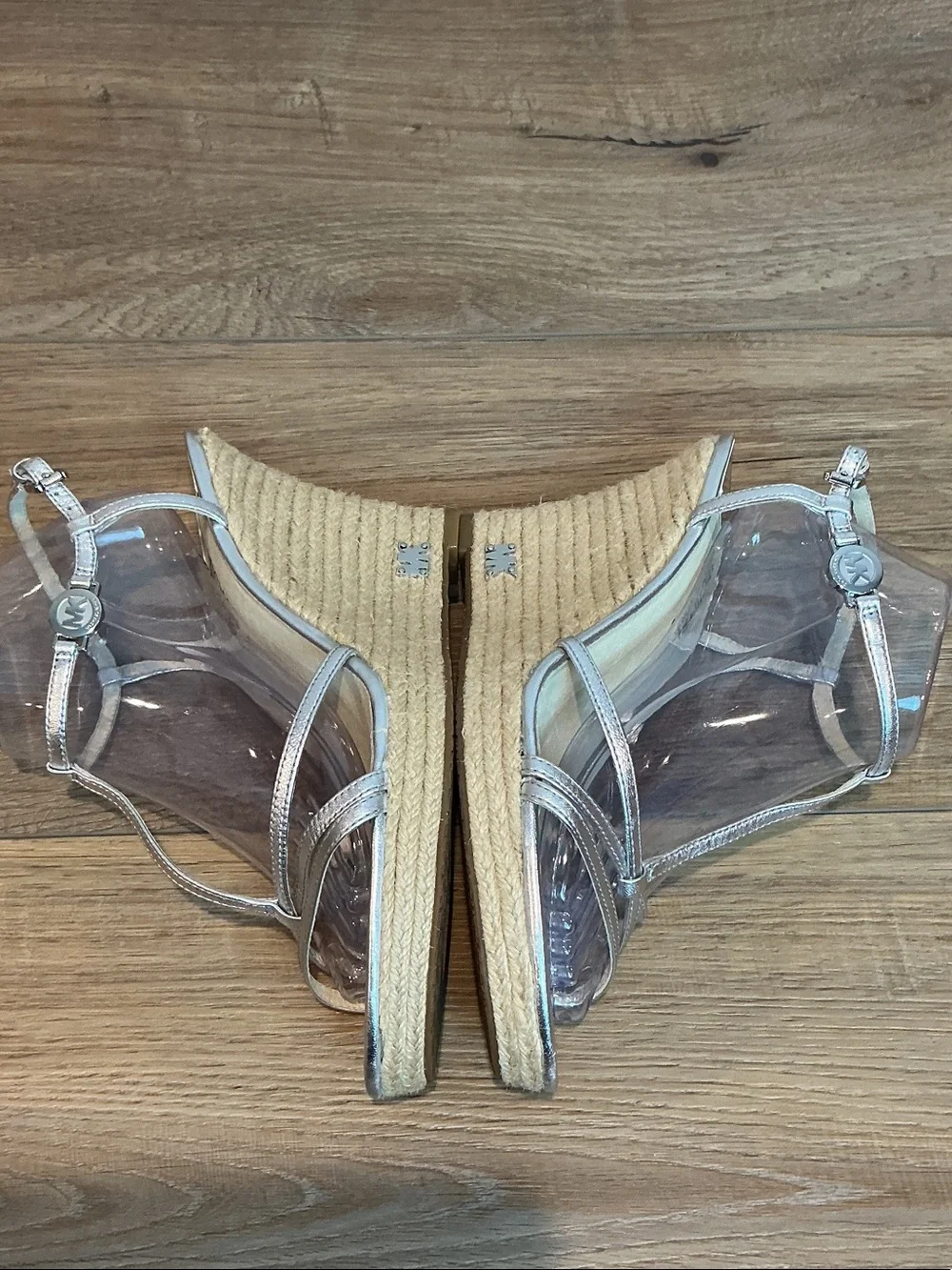 Michael Kors Kami Silver Metallic T-strap Espadrille Wedge Sandal,  Size  11